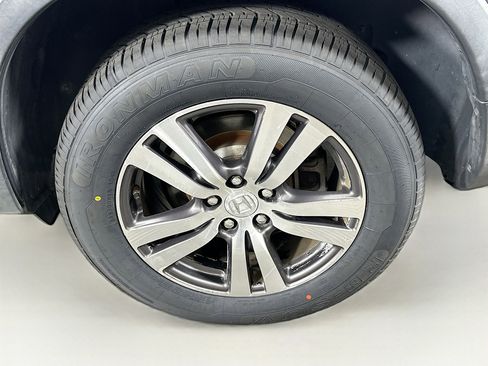 Used 2017 Honda Pilot EX image 11