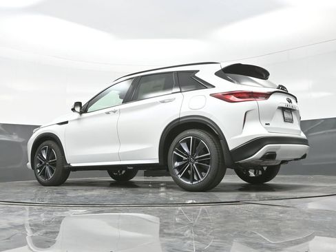 New 2025 INFINITI QX50 Sport image 31