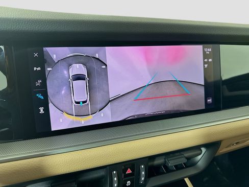 Certified 2025 Porsche Cayenne S AWD/4WD image 17