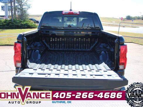 Used 2026 Chevrolet Colorado Trail Boss image 10