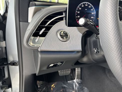 New 2025 Mercedes-Benz E 53 AMG e 4MATIC Sedan image 18