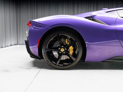 Used 2022 Ferrari SF90 Stradale image 34