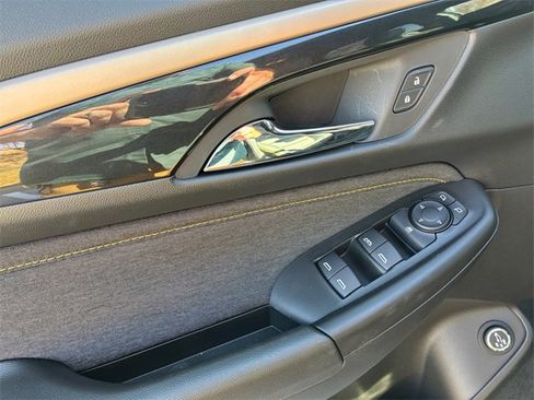 New 2025 Chevrolet TrailBlazer ACTIV w/ Convenience Package image 12