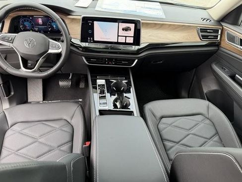 New 2026 Volkswagen Atlas SE image 13