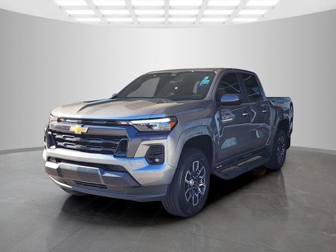 Used 2023 Chevrolet Colorado LT w/ LT Convenience Package III RWD image 9