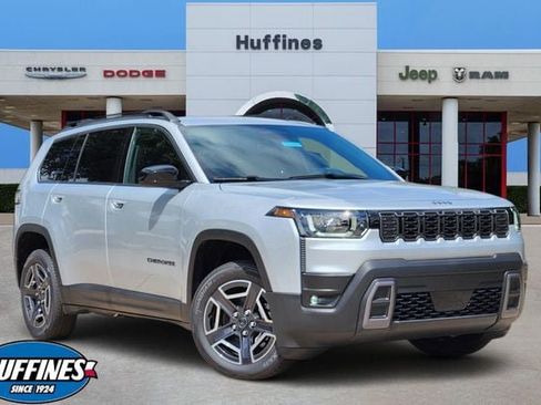 New 2026 Jeep Cherokee Laredo AWD/4WD image 1