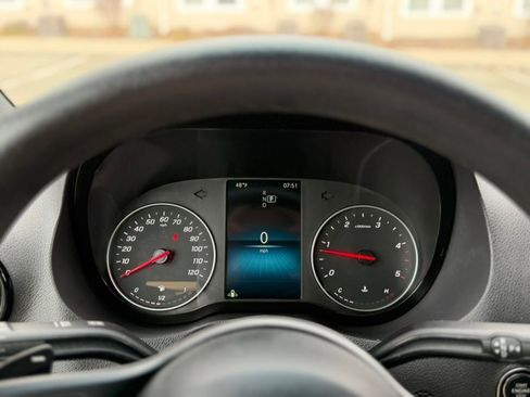 Used 2024 Mercedes-Benz Sprinter 2500 image 24