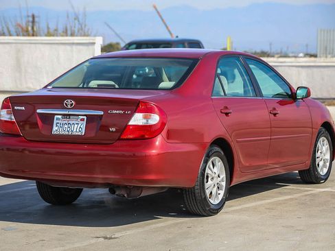 Used 2004 Toyota Camry LE image 5