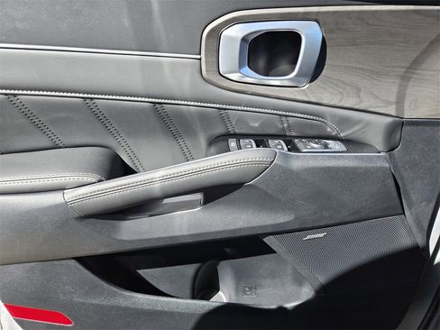 New 2026 Kia Sorento SX image 16