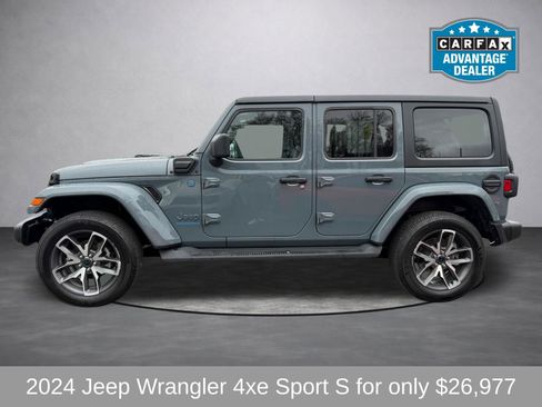Used 2024 Jeep Wrangler Unlimited w/ Convenience Group image 9