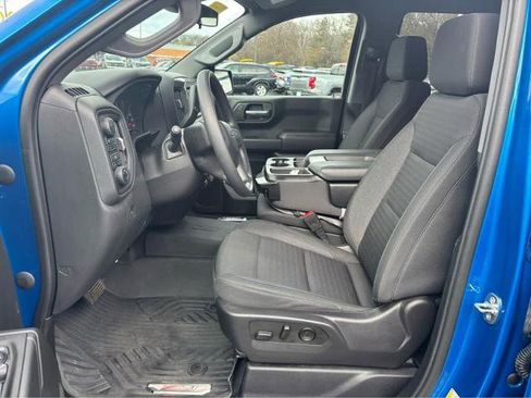Used 2023 Chevrolet Silverado 1500 Custom Trail Boss w/ LPO, Dark Essentials Package AWD/4WD image 21