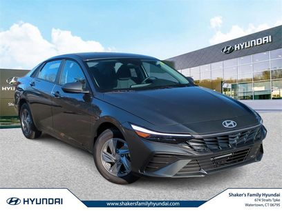 New 2026 Hyundai Elantra SE