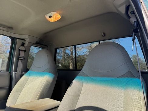 Used 2000 Ford Ranger XL image 12