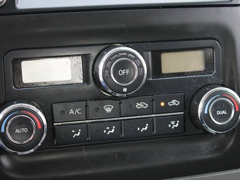 Used 2020 Nissan Frontier SV image 24