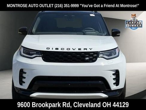 Used 2024 Land Rover Discovery Dynamic SE AWD/4WD image 9