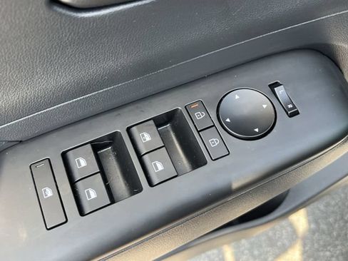 Certified 2026 Hyundai Kona SE AWD/4WD image 37