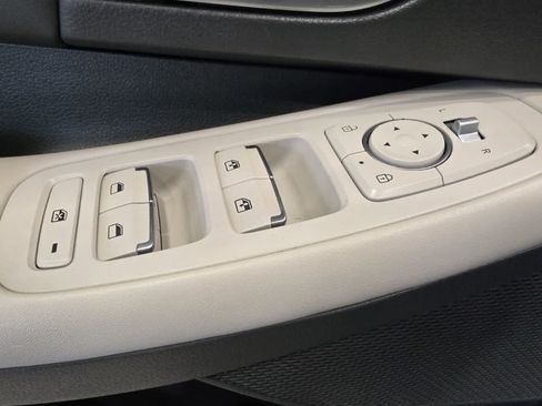 Used 2023 Hyundai Sonata SEL FWD image 17