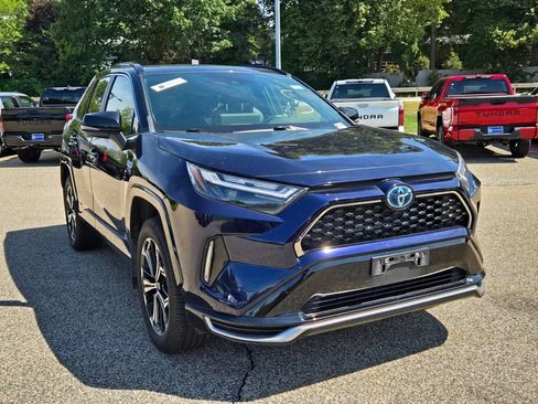 Used 2023 Toyota RAV4 XSE w/ Weather Package AWD/4WD image 8