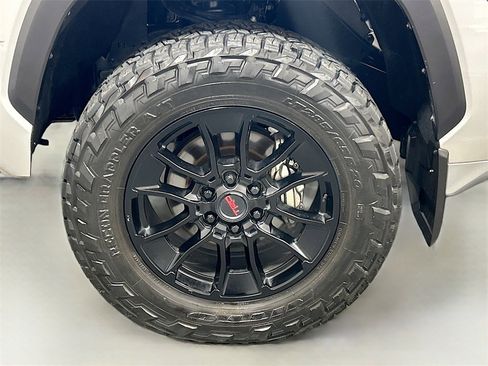 Used 2025 Toyota Tundra SR5 image 27