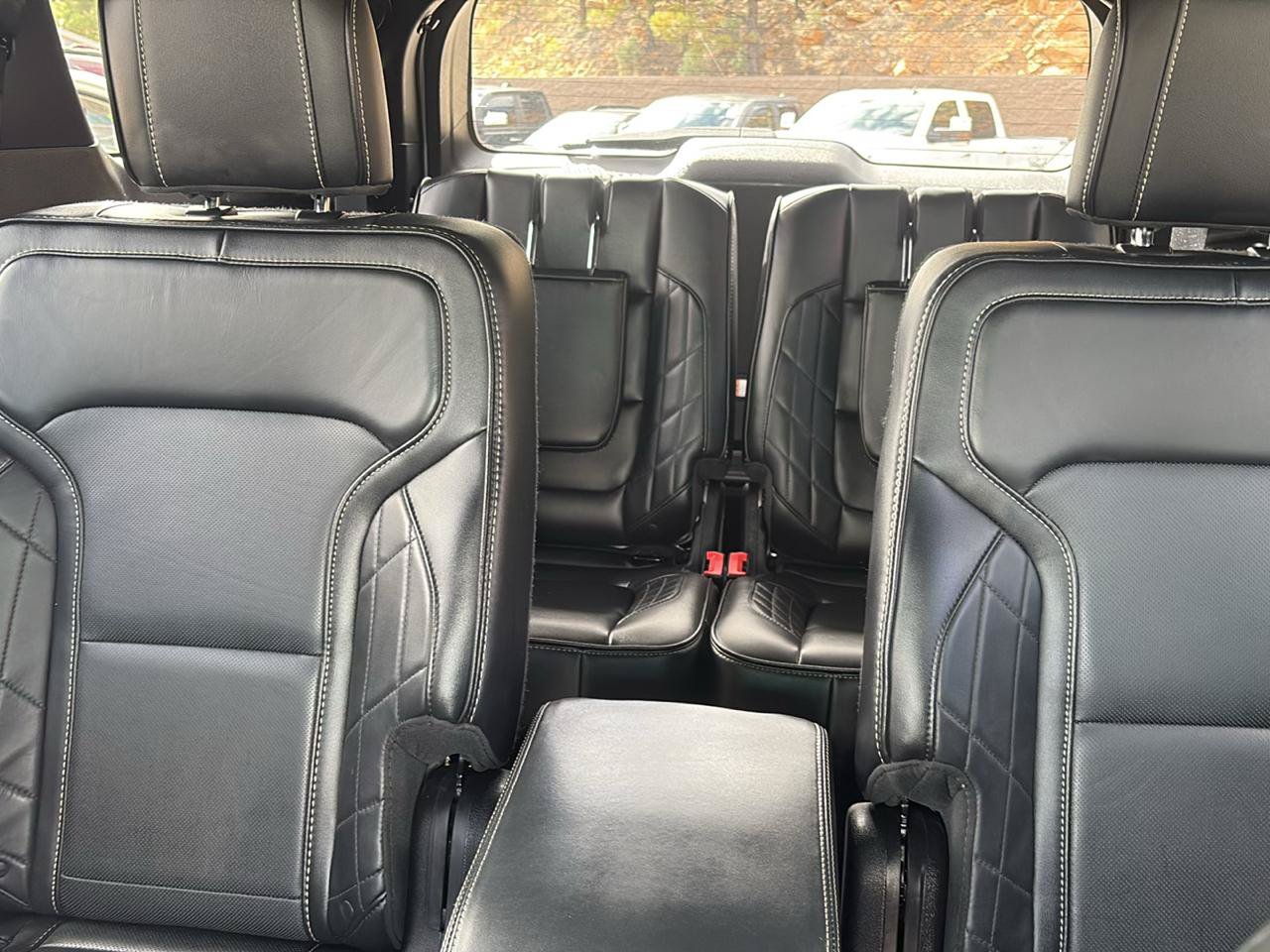 Used 2017 Ford Explorer Platinum AWD/4WD image 25