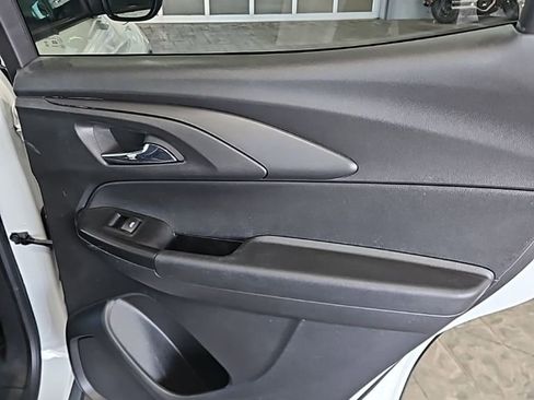 Used 2022 Chevrolet TrailBlazer LT w/ Convenience Package image 14