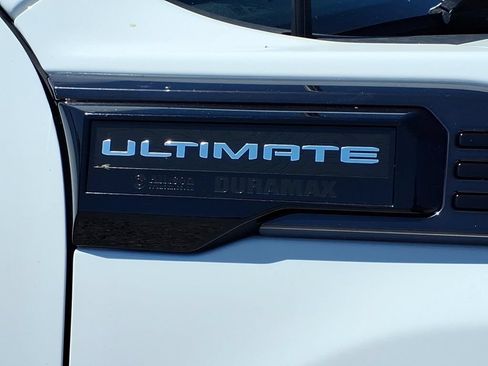 Used 2025 GMC Sierra 3500 Denali Ultimate AWD/4WD image 16
