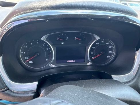 Used 2020 Chevrolet Traverse LT FWD image 16