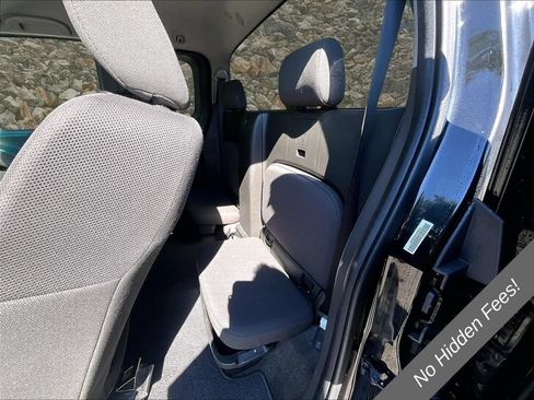 Used 2015 Nissan Frontier S RWD image 22