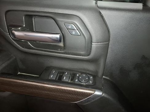 Used 2020 Chevrolet Silverado 2500 LT w/ All Star Edition image 9