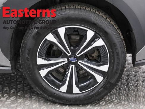 Used 2023 Subaru Solterra AWD image 32