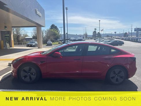 Used 2022 Tesla Model 3 Long Range image 8