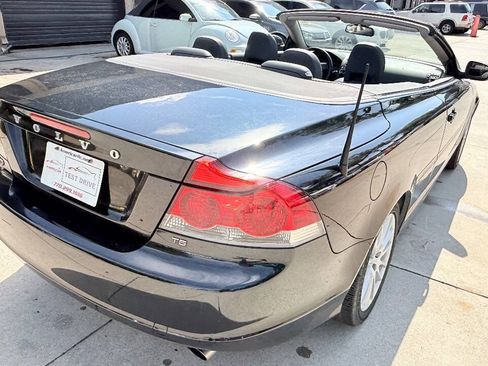 Used 2009 Volvo C70 T5 FWD image 25