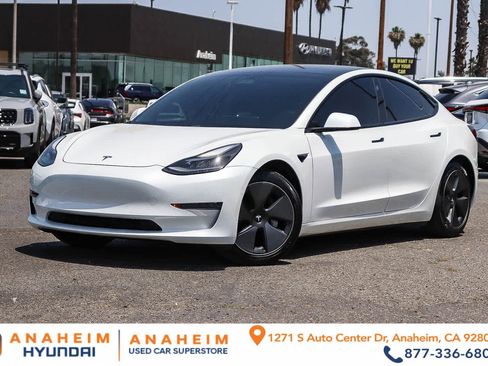 Used 2021 Tesla Model 3 Standard Range Plus RWD image 1