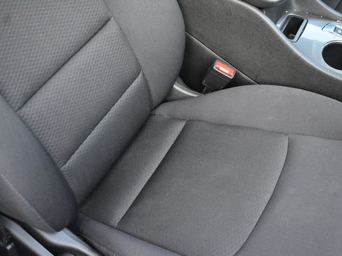 Used 2024 Chevrolet Malibu LT image 25