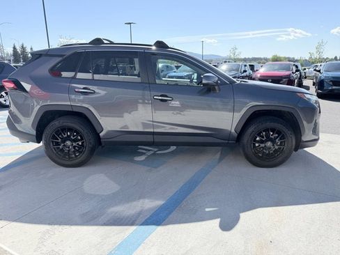 Used 2022 Toyota RAV4 Limited w/ Limited Grade Weather Package AWD/4WD image 5
