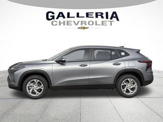 New 2026 Chevrolet Trax LS w/ LS Convenience Package FWD video 4