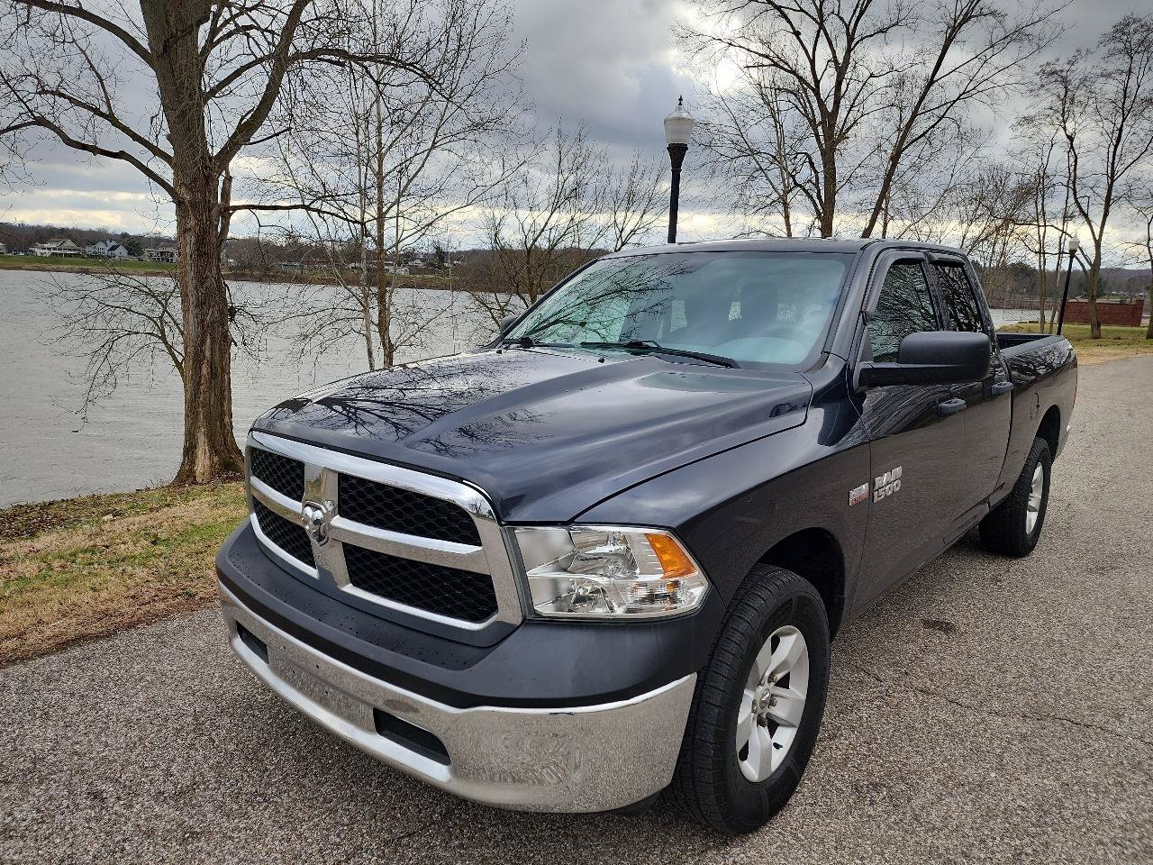 Used 2018 RAM 1500 ST w/ SXT Appearance Group AWD/4WD image 1
