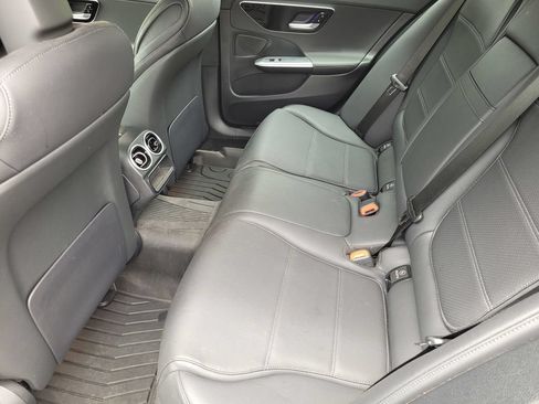 Used 2024 Mercedes-Benz C 300 Sedan image 10