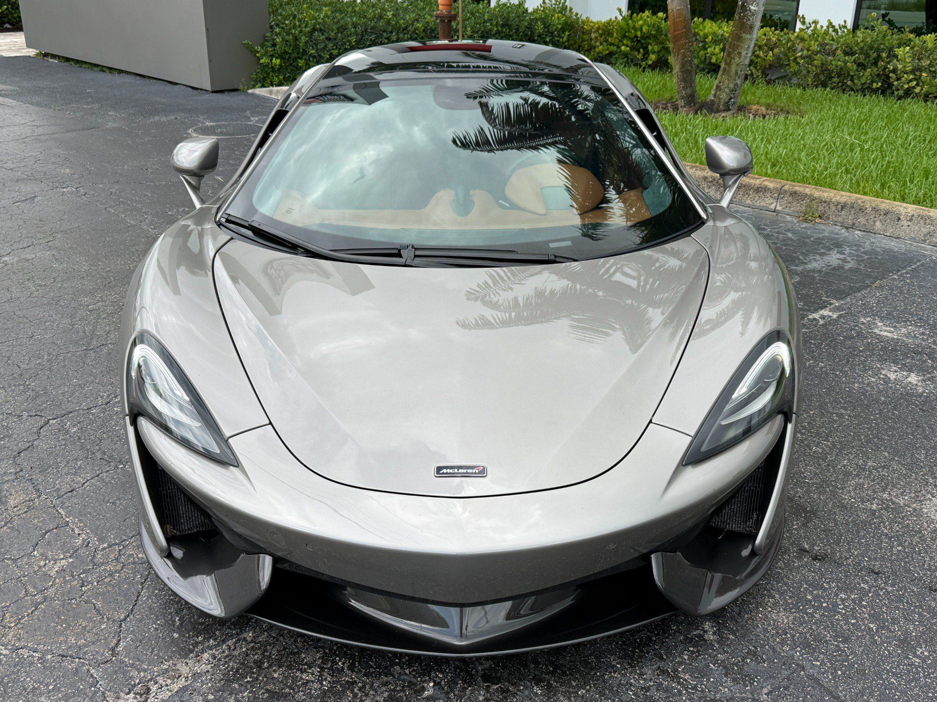Used 2017 McLaren 570S RWD image 7