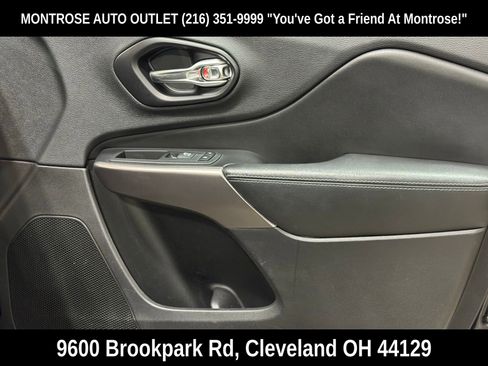 Used 2019 Jeep Cherokee Latitude Plus w/ Comfort/Convenience Group image 50