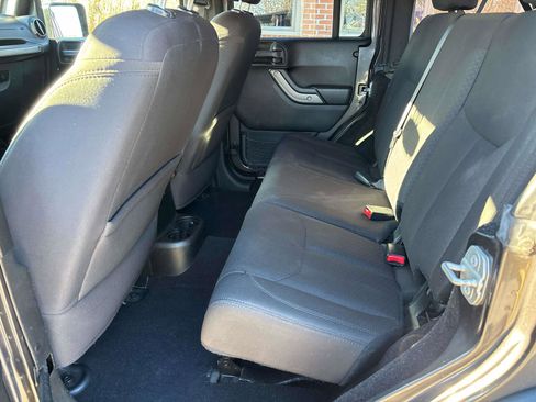 Used 2017 Jeep Wrangler Unlimited Sport w/ Quick Order Package 24S image 8