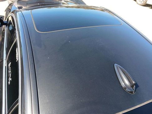 Used 2019 BMW 530i xDrive w/ Convenience Package image 9