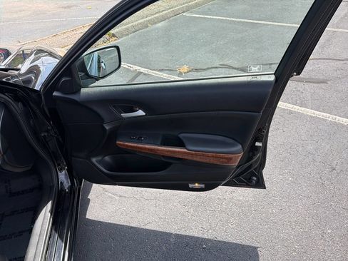 Used 2012 Honda Accord EX-L image 42