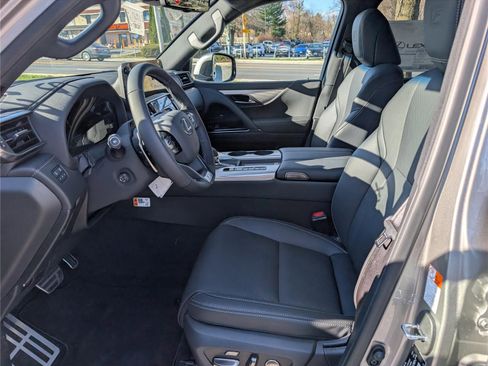 New 2026 Lexus LX 700h F Sport image 15