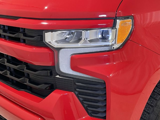 Used 2023 Chevrolet Silverado 1500 RST AWD/4WD image 14