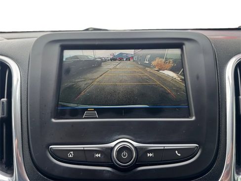 Used 2019 Chevrolet Equinox LT image 16