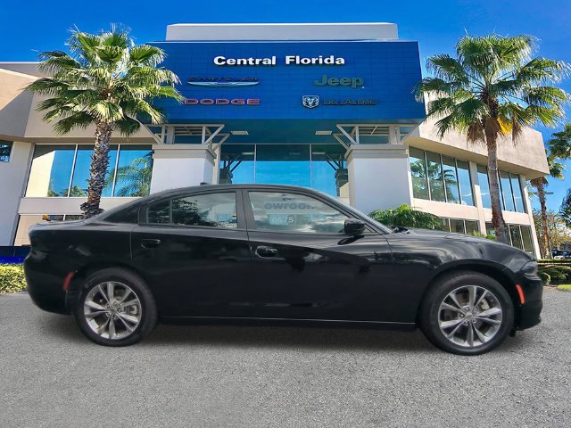 Used 2022 Dodge Charger SXT AWD/4WD image 4