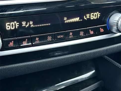 Used 2023 BMW 540i w/ M Sport Package image 21