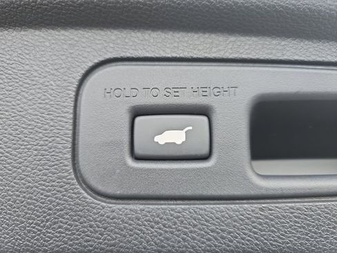 New 2026 Honda Odyssey Touring image 13