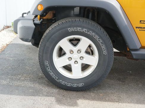 Used 2014 Jeep Wrangler Unlimited Sport w/ Quick Order Package 24S AWD/4WD image 6